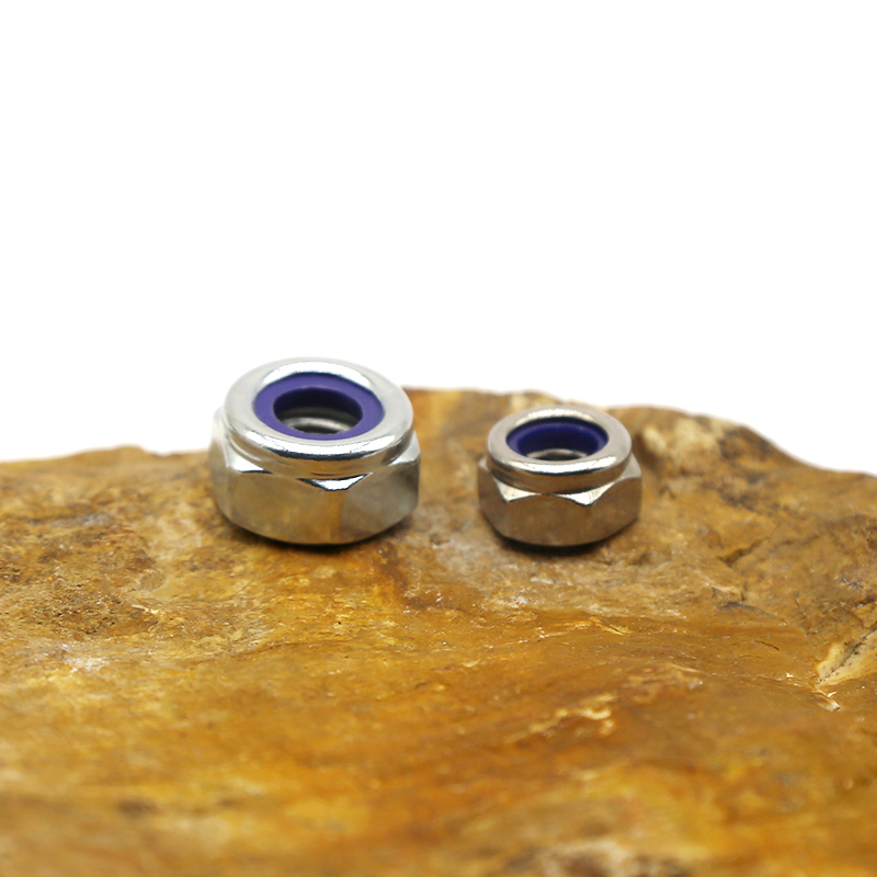 Контргайка с нейлоновой вставкой из нержавеющей стали